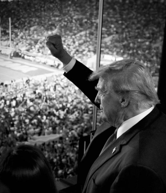 Why a Group of Republicans and All Democrats Oppose&nbsp;Trump?